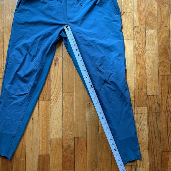 Lululemon joggers - Picture 6 of 9